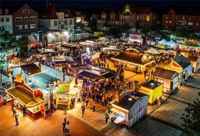 Stadtfest Nordenham: Nur einmal wurde die Partylaune „bissig“ Das Stadtfest wurde in diesem Jahr Nordenham Marketing & Touristik organisieren - und verlief weitestgehend friedlich.