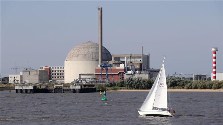 Kunstprojekt zum Abschied vom Kernkraftwerk Stade Das stillgelegte Kernkraftwerk wird mit einem Kunstprojekt verabschiedet. (Archivbild)