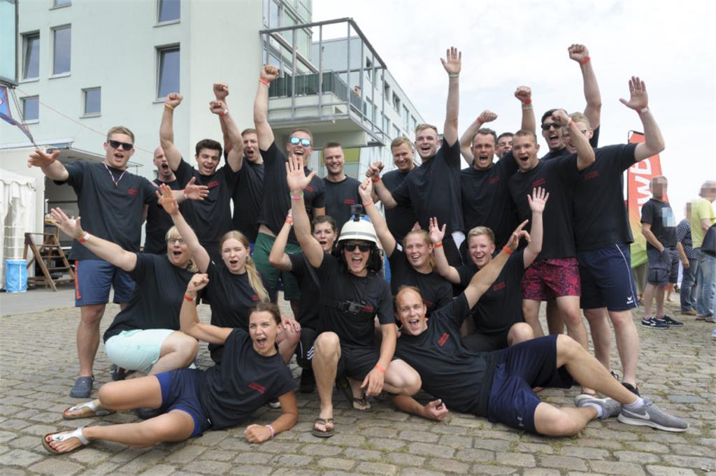 Das Team der Feuerwehr Bremerhaven machte ihrem Namen alle Ehre - Es siegte auf ...