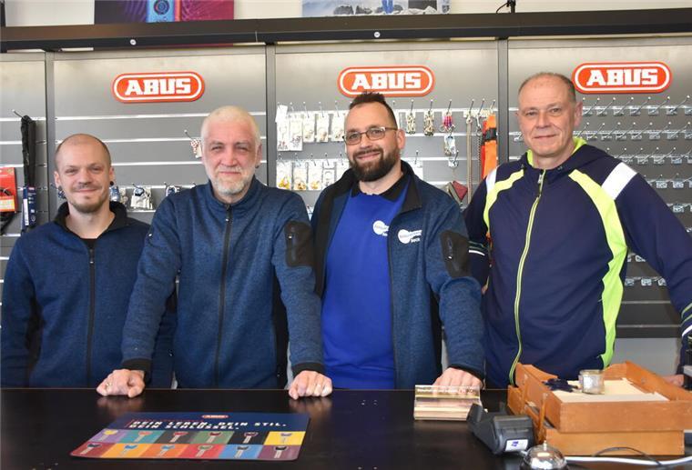 Schlüsseldienst Becker, Team, Steven Bunney, Olaf Wiringa, Dennis Schumann, Martin Wolff