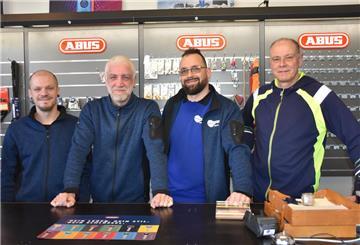 Schlüsseldienst Becker, Team, Steven Bunney, Olaf Wiringa, Dennis Schumann, Martin Wolff