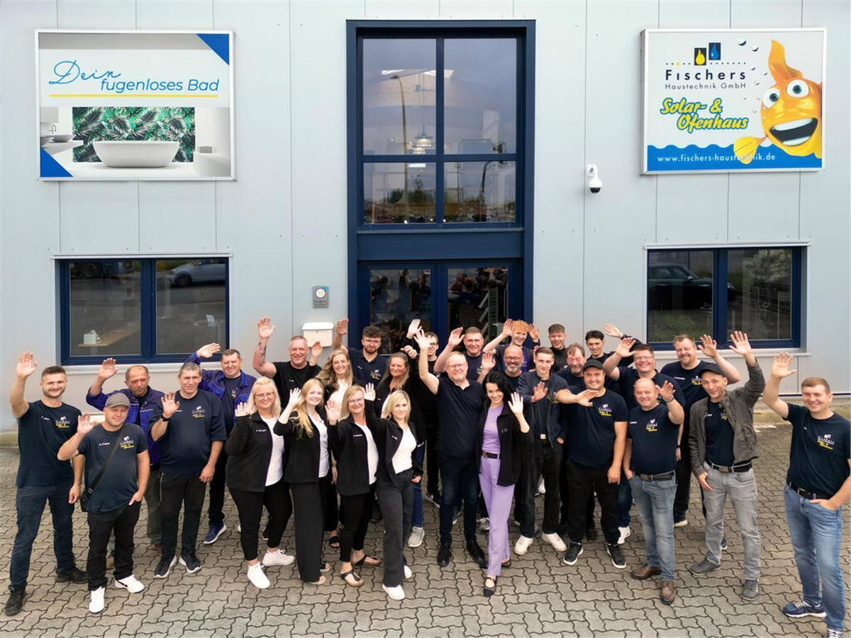 Erfolgreich seit 25 Jahren: Fischers Haustechnik in Bremerhaven Das Team von Fischers Haustechnik