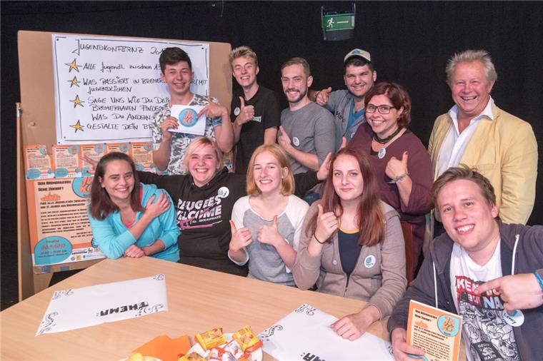 Das Vorbereitungsteam der Jugendkonferenz mit Vertretern von Stadtjugendring, Jugendwerk der Awo, den Fishtown-Falken und dem Amt für Jugend und Familie ist begeistert von der Resonanz. Alle Themen werden der Politik übermittelt.  