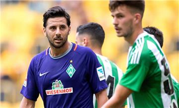 Das Warten nimmt kein Ende: Claudio Pizarro fällt weiter aus.
