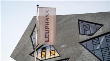 Das Zentralgebäude der Leuphana Universität Lüneburg.