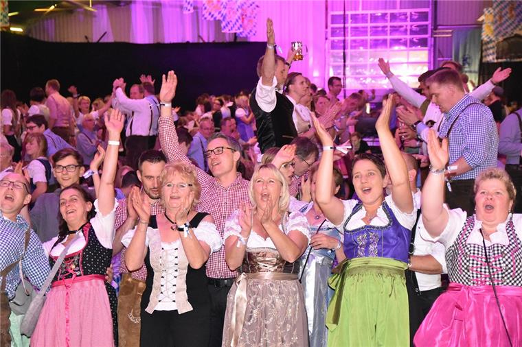 Dass die Sittenser auch bayerisch können, bewiesen sie einmal mehr bei der Oktoberfestsause am vergangenen Sonnabend.
