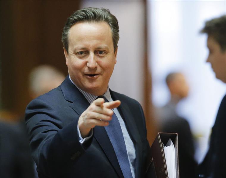 David Cameron hat seine Verwicklungen in eine Briefkastenfirma nun zugegeben. 
