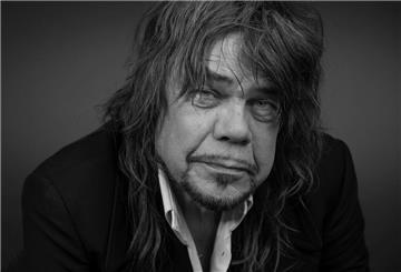David Johansen, Sänger der einflussreichen Glam-Punk-Band New York Dolls, ist tot.