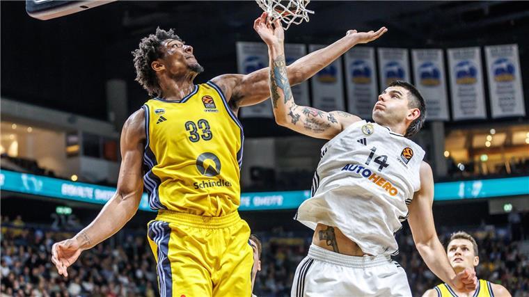 Alba Berlin unterliegt in der Euroleague Real Madrid David McCormack (l.) war gegen Real Madrid bester Werfer für Alba Berlin.
