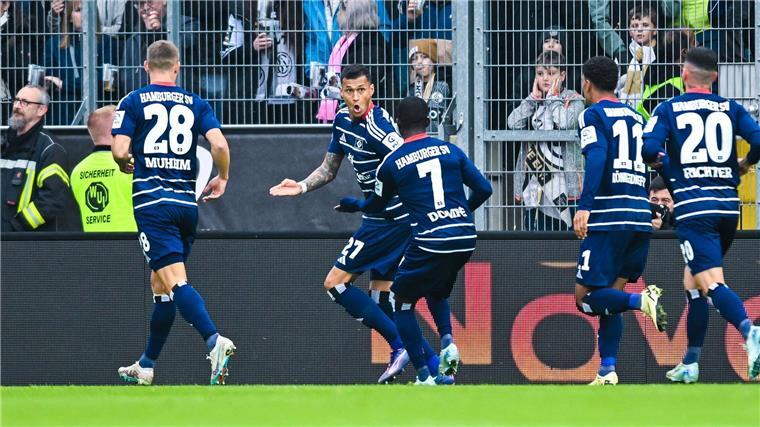 Davie Selke (2.v.l.) hatte den HSV früh in Führung gebracht.