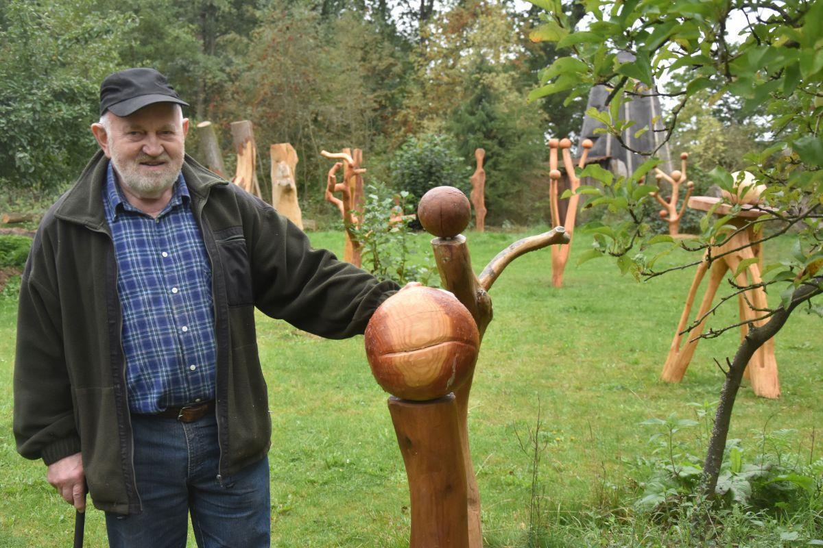 Dekorative Skulpturen für den Garten: Solche Objekte fertigt Hans-Jürgen Freytag mit viel Liebe zum Detail an. Am Wochenende öffnen er und sein Frau Garten und Schauraum für Besucher.  