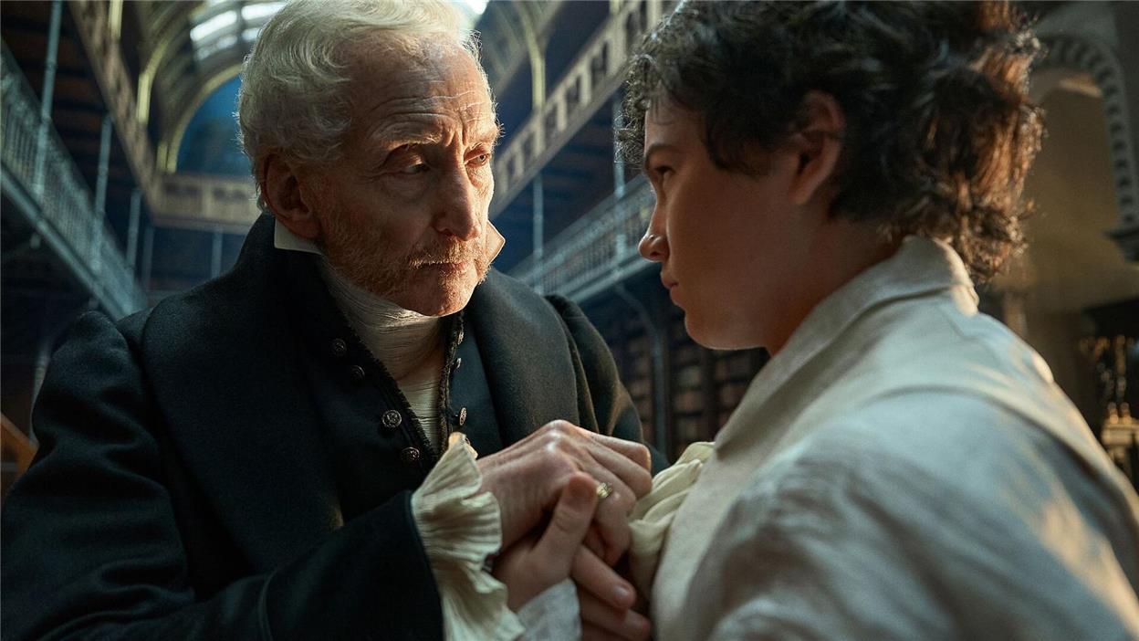 Schon wieder Frankenstein: Muss man diese Version sehen? Del Toro ergänzt Shelleys Geschichte um die familiären Wurzeln von Victor.