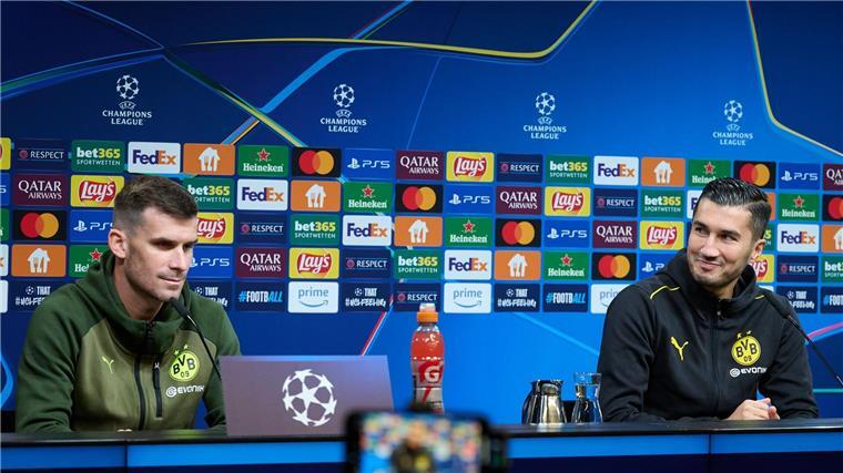 Denkt über eine Ausbildung zum Trainer nach: BVB-Profi Pascal Groß (l.) mit BVB-Coach Nuri Sahin. 