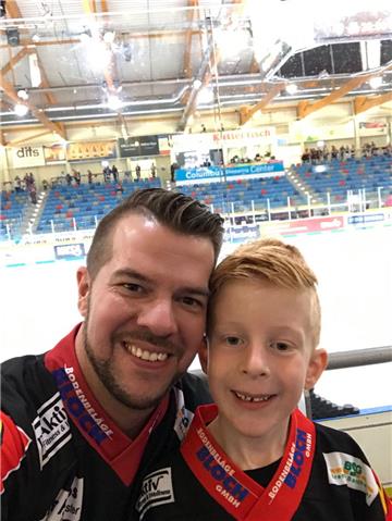 Dennis Diekmann: &quot;Allen Fans, Spielern, Betreuern und dem ganzen Fischtown-...