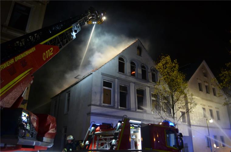 Der 15-Jährige, der verdächtigt wurde, den Brand in der Wülbernstraße in Bremerhaven gelegt zu haben, ist wieder auf freiem Fuß.