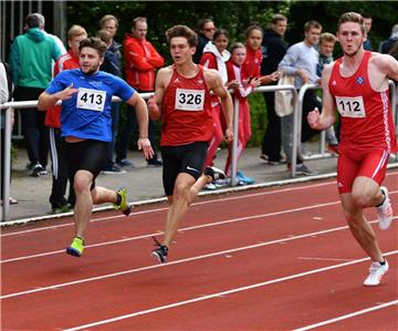 Der 18-jährige Joshua Bunz-Ebsen (links) vom SV Nordenham qualifizierte sich in Zeven im 100-Meter-Vorlauf der U20-Klasse in 11,43 Sekunden für die Landesmeisterschaften. 