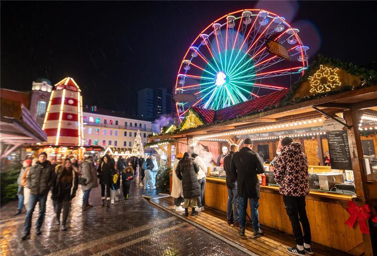 Es geht wieder los: Bilder vom Bremerhavener Weihnachtsmarkt