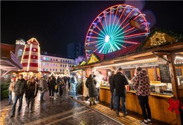 Es geht wieder los: Bilder vom Bremerhavener Weihnachtsmarkt