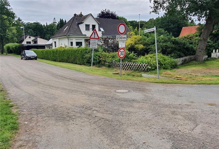 Geestenseth: Straßenausbau sorgt für Diskussionen Der Ausbau der Geestensether Straße Am Oesterling hat im Gemeinderat für Diskussionen gesorgt.