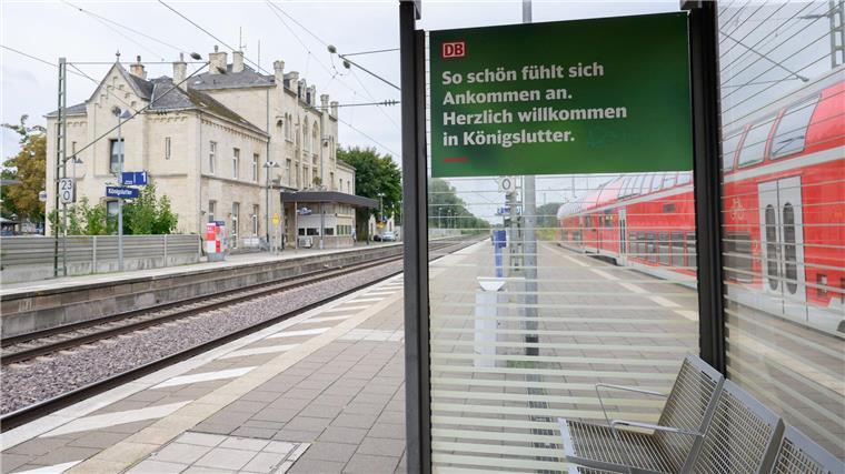 Der Bahnhof in Königslutter soll versteigert werden. Mindestgebot 575.000 Euro. 