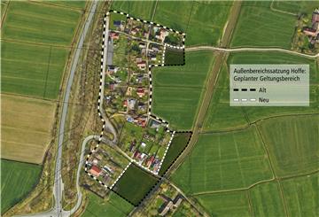 Der Bauausschuss des Nordenhamer Stadtrates hat sich jetzt für eine abgespeckte Version der Außenbereichssatzung entschieden. Die Hoffer freut's. Sie hatten sich vehement gewehrt gegen eine Bebauung von Weideflächen. 