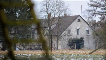 Der Bauernhof in Eschede im Jahr 2011 - damals gehörte er dem NPD-Politiker Joachim Nahtz.