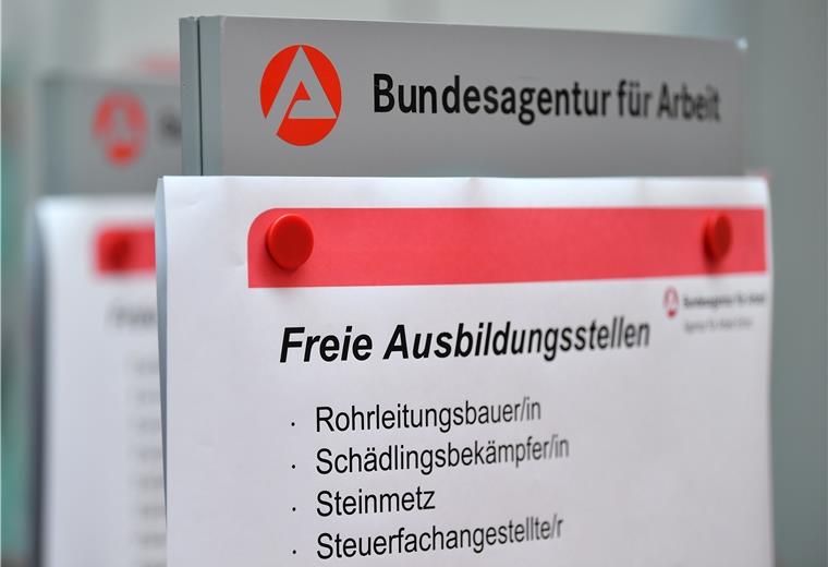 Der Bedarf an Auszubildenden ist auch in diesem Jahr groß. Lehrstellen werden wie gehabt zum 1. August besetzt.