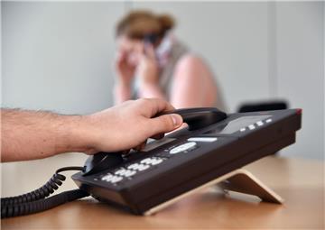Der Bedarf nach Seelsorge am Telefonhörer und per Chat steigt. Deswegen werden neue Ehrenamtliche gesucht.
