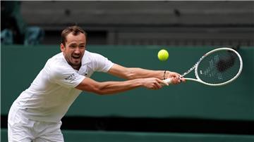 Der bekannteste Name unter Russlands Sportlern in Olympia ist Daniil Medwedew - hier bei seinem Auftritt in Wimbledon (Archivbild)