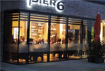 Blick auf die Restaurantfront