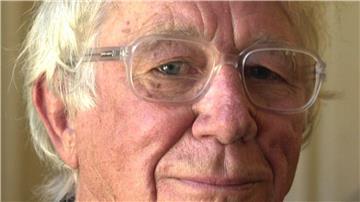 Der Bildhauer Fritz Koenig wäre am 20. Juni 100 Jahre alt geworden.