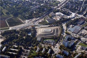 Der Bodenaushub für den Hafentunnel in Bremerhaven ist in Leherheide angehäuft worden. Das sogenannte Landschaftsbauwerk hat nun einen namen bekommen.