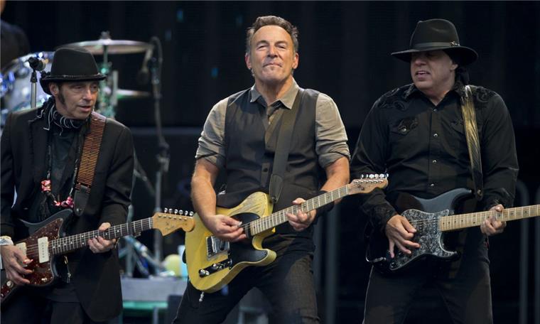 Der „Boss“ kann und will es nicht lassen. Im Sommer kommt Bruce Springsteen zu 18 Konzerte in seiner „The River“-Jubiläumstour nach Europa. 