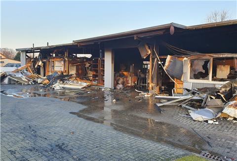 Der Brandort am Morgen danach.