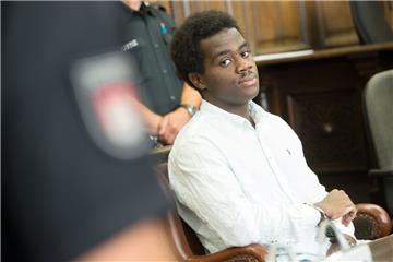 Der Bremer Harry S. wurde vor dem Hamburger Oberlandesgericht wegen Mitgliedschaft in einer terroristischen Organisation zu drei Jahren Gefängnis verurteilt.