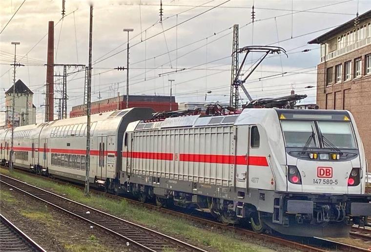 Der Bremerhaven-Intercity ist mal wieder ausgefallen.