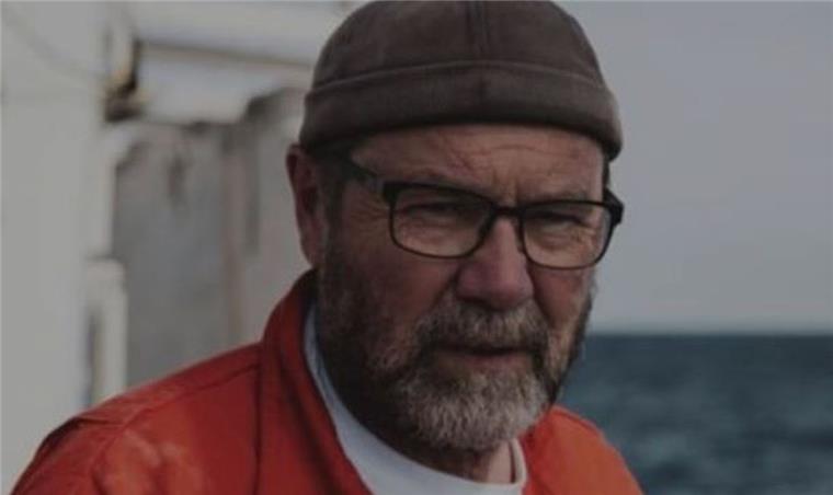 Dieser Bremerhavener rettet Geflüchtete im Mittelmeer Der Bremerhavener Detlev Suhr hat mit der deutschen Rettungsorganisation "Sea Eye" Geflüchtete im Mittelmeer gerettet.