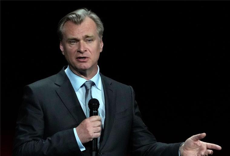 Christopher Nolan schätzt professionelle Filmkritik Der britische Regisseur Christopher Nolan wurde beim Training kalt erwischt.