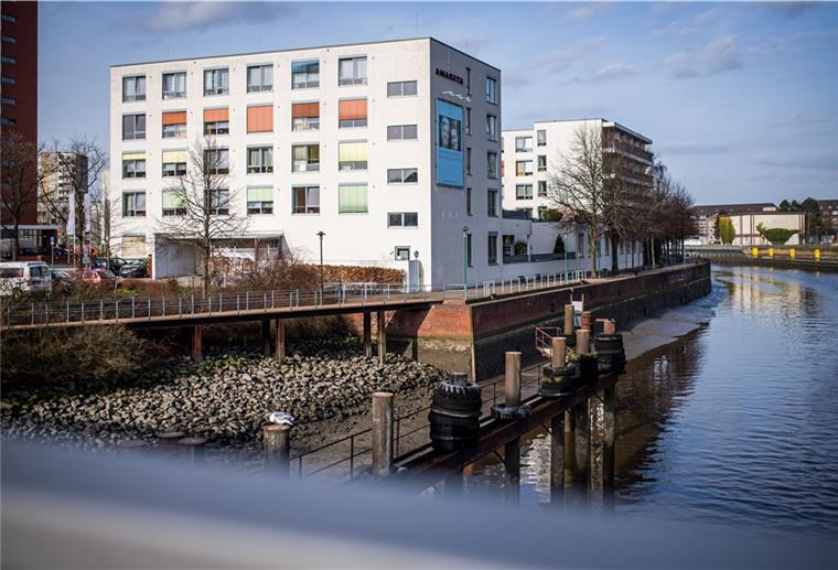 Bremerhaven hat die 200er-Inzidenz überschritten Der Corona-Ausbruch in der Senioren-Pflegeeinrichtung Amarita hat zu den hohen Inzidenzzahlen in der Seestadt beigetragen.
