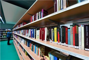Der Corona-Krise zum Trotz kann man in Nordenham weiterhin Bücher ausleihen.