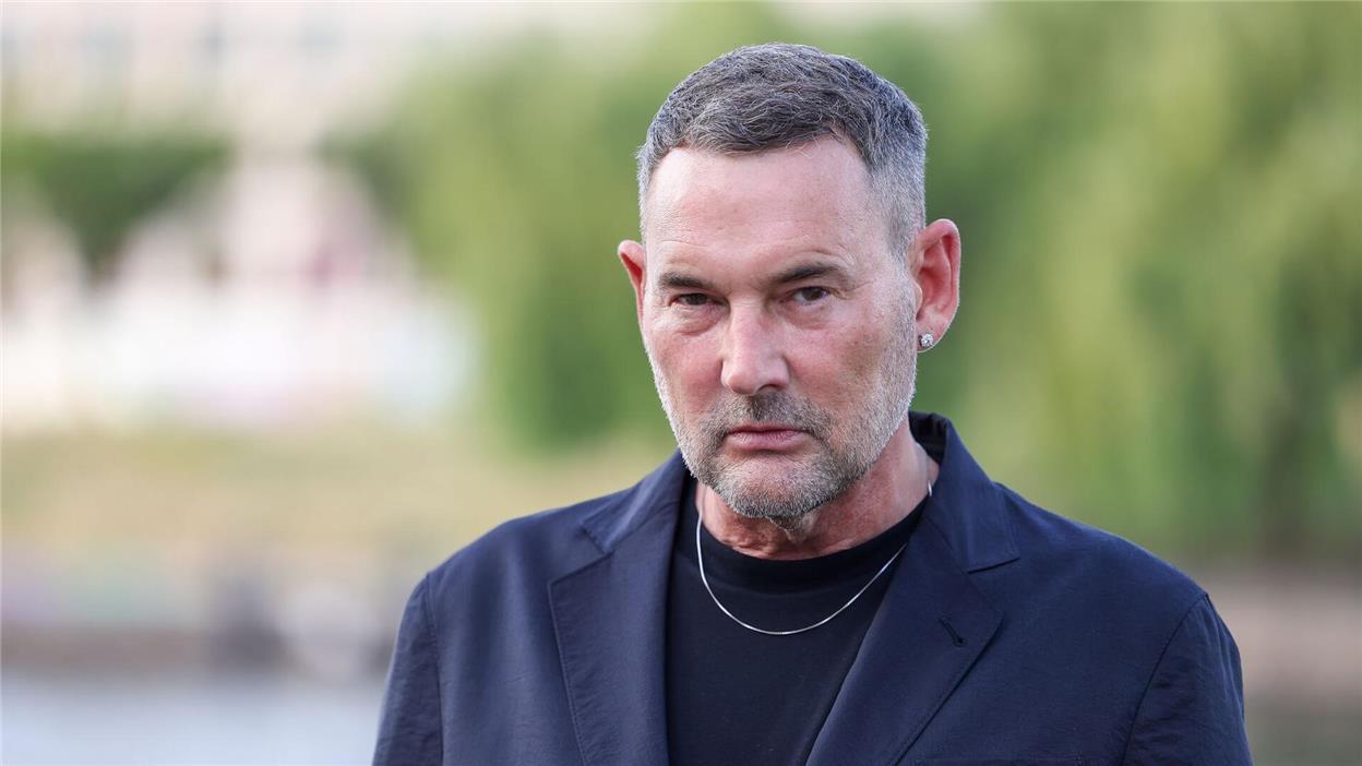 Der Designer Michael Michalsky (58) sagt: „Es gibt Männer, die feministische Codes, Ästhetik und Sprache bewusst nutzen – teils aus Überzeugung, teils als soziale oder romantische Strategie oder einfach nur zum Angeben oder um anders zu sein.“ (Archivbild)