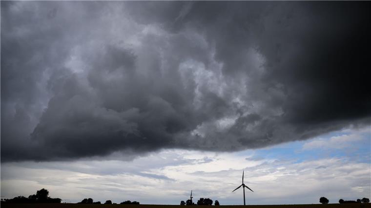 DWD gibt Unwetterwarnung fürs Emsland heraus Der Deutsche Wetterdienst gibt für den Abend eine Unwetterwarnung für das Emsland heraus. (Archivbild)