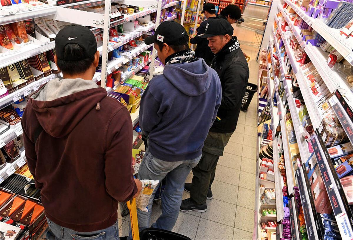 Wichtig für alle Shopper: Edeka Roter Sand stellt einen Service ein Der Edeka Roter Sand ist beliebt - auch bei Seeleuten, die ihren Landgang zum Einkaufen nutzen.