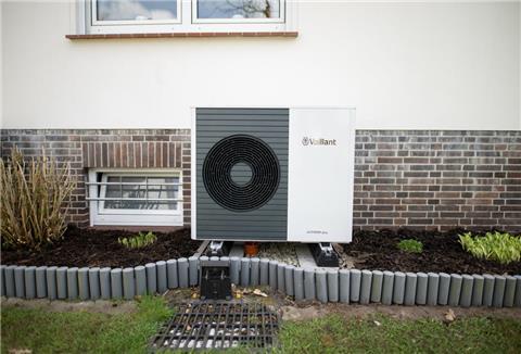 Der EInbau einer Wärmepumpe kann sich finanziell lohnen - zumindest nach einigen Jahren Betriebsdauer.