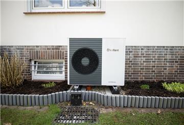 Der EInbau einer Wärmepumpe kann sich finanziell lohnen - zumindest nach einigen Jahren Betriebsdauer.