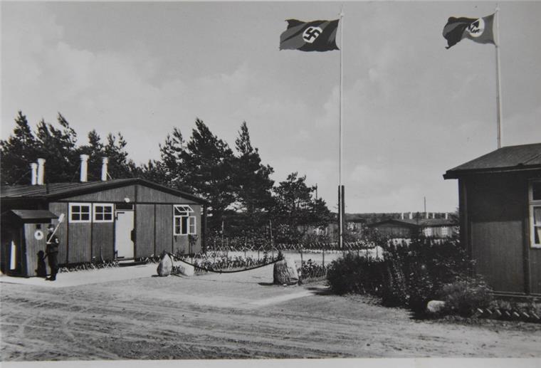 Der Eingangsbereich der damaligen Reichsarbeitsdienstabteilung 4/176 "Edgar Steinbach" nahe Forstort-Anfang bei Glinstedt.