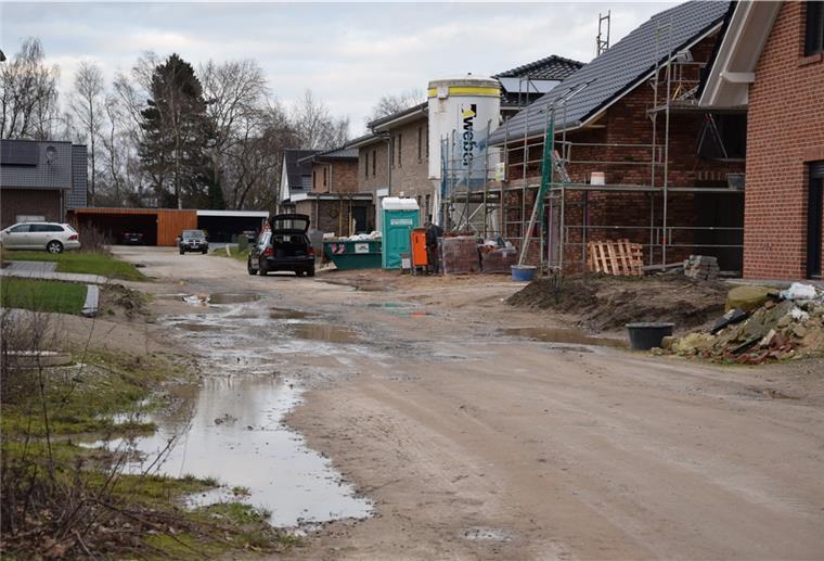 Der Endausbau der Straße im Selsinger Neubaugebiet Eckerkamp ist für dieses Jahr vorgesehen. Veranschlagte Kosten im Etat-Entwurf der Gemeinde: 370.000 Euro.