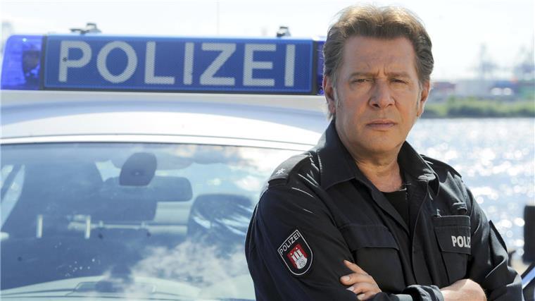 Der Ende 2019 mit 64 Jahren gestorbene Jan Fedder war als Kommissar Dirk Matthies die prägende Gestalt der in Hamburg angesiedelten Geschichten des „Großstadtreviers“.
