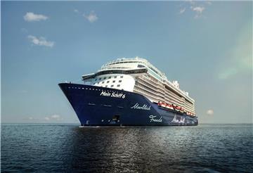 Der erwartete Anlauf der „Mein Schiff 6“ in Cuxhaven ist ausgesetzt worden.