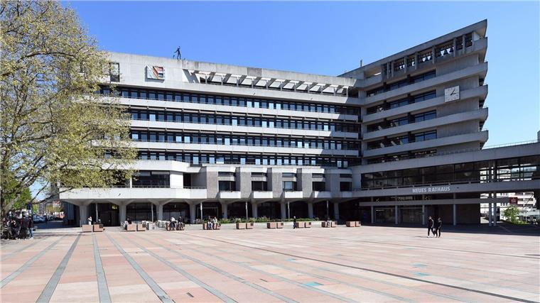Brutalismus - die Wiederentdeckung der Betonmonster Der Experte Oliver Elser hält das Rathaus von Pforzheim für ein besonders gelungenes brutalistisches Gebäude. (Archivbild)